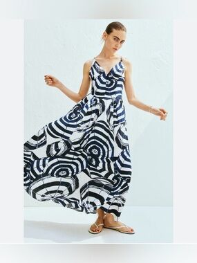 H&M NWT Navy and White Geometric Print Drop Waist Maxi Dress Size Medium